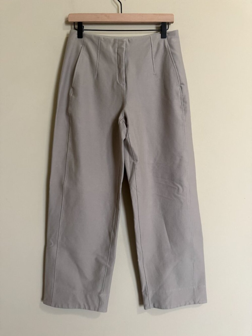 Lululemon Womens Utilitech Twill Mid Rise Pant Size 6 Gray Green Office Work